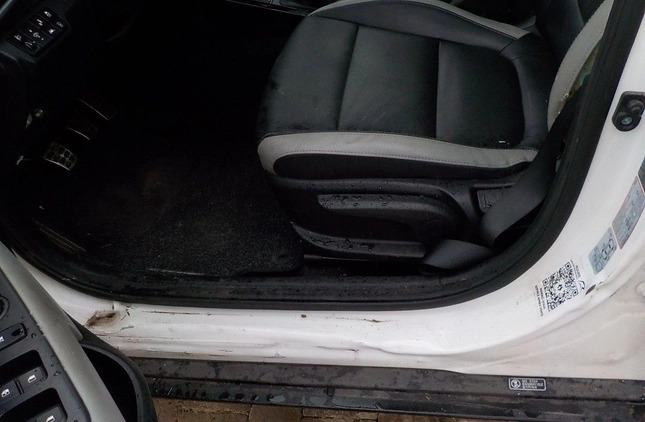 Kia Stonic cena 35900 przebieg: 64960, rok produkcji 2018 z Dobrodzień małe 277